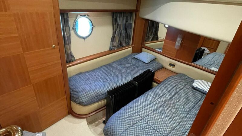 AZIMUT 62